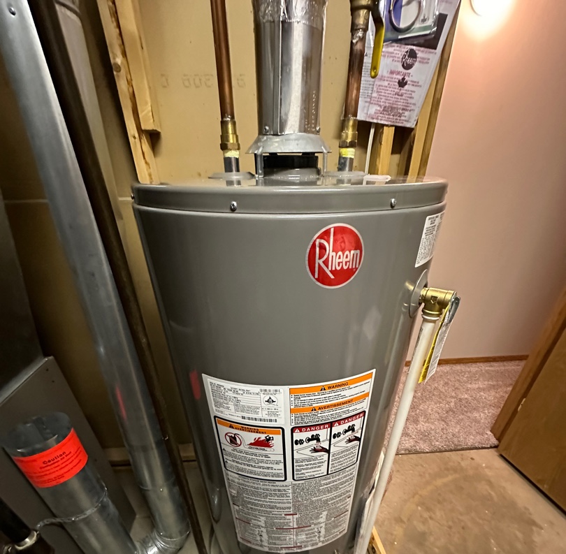 rental3 House water heating boiler with pump, ball valves and filters